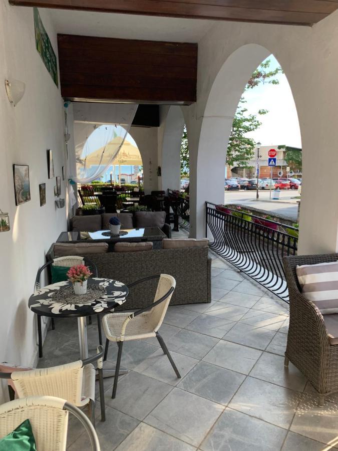 Sea Square Hotel Балчик Экстерьер фото